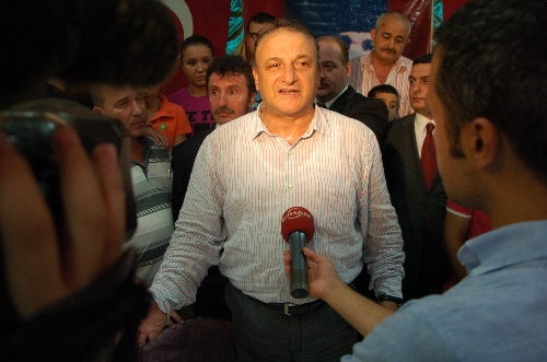 MHP'li Vural: Beyzbol sopasından hikmet çıkarmak anlamsız