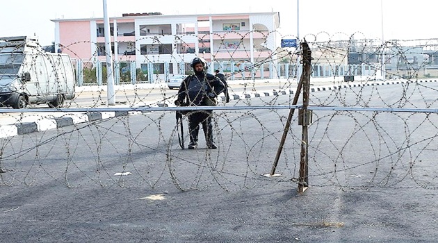 Mursi ilk kez hakim karşısına çıkıyor