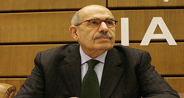 Darbeci Mısır'da beklenen istifa geldi