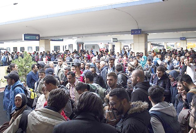 Sığınmacı krizi Dublin Sözleşmesi'ni askıya aldırdı