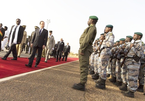 Mali'ye askeri müdahaleye ''barış ödülü''