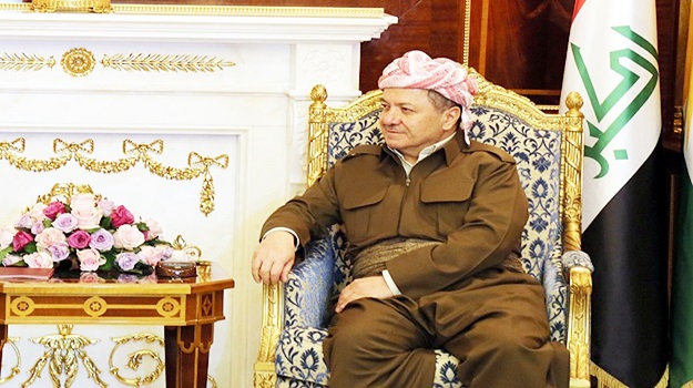 Barzani peşmerge güçleriyle bir araya geldi