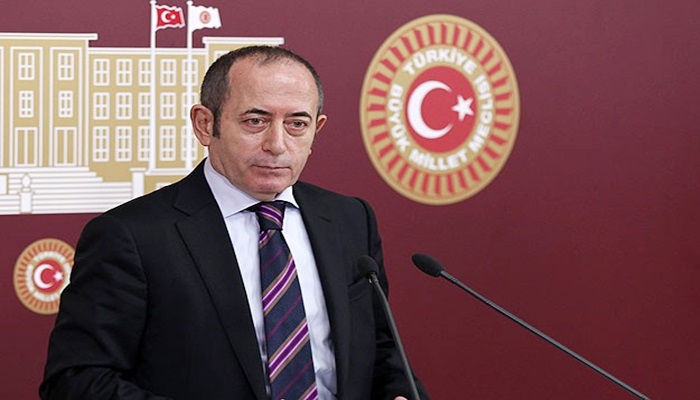 Şu anda bir anayasa umudu gözükmüyor