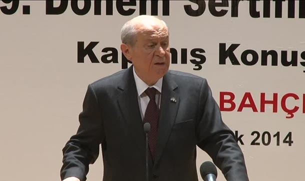 Bahçeli: Yandaş kalemler ne yaparsa yapsın hırsızlığı haklı gösteremeyecek