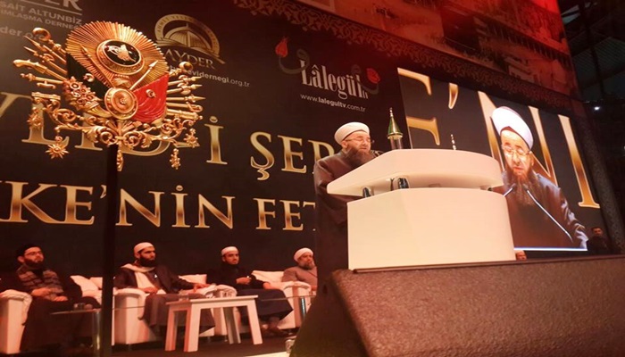 Cübbeli Ahmet Hocaefendi'nin Sohbeti On Binlerle Doldu