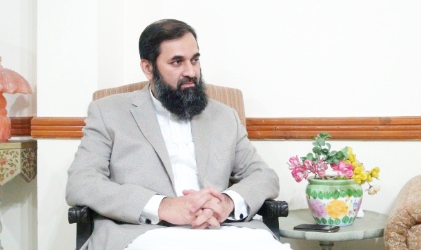 Pakistan Eğitim Bakanı: Halkımız Türk okullarını bağrına basıyor