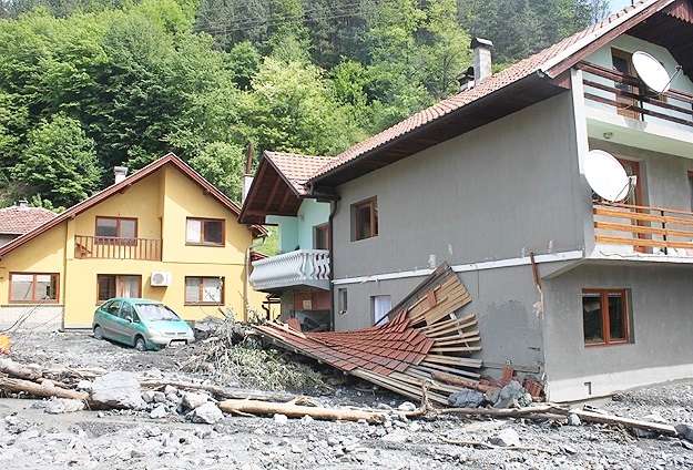 Başbakanlık'tan Balkanlar için yardım kampanyası