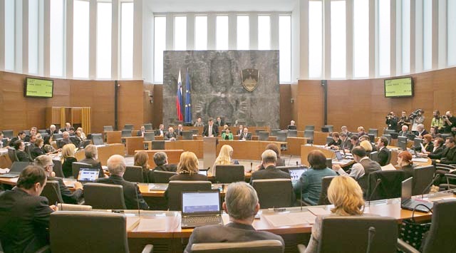 Slovenya'da hükümet krizi