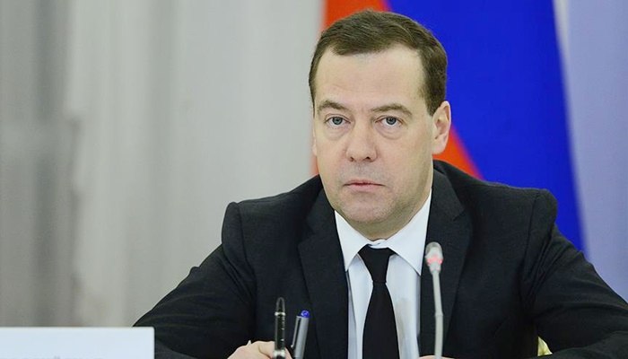 Medvedev, Ermenistan Başbakanı Abrahamyan ile bir araya geldi