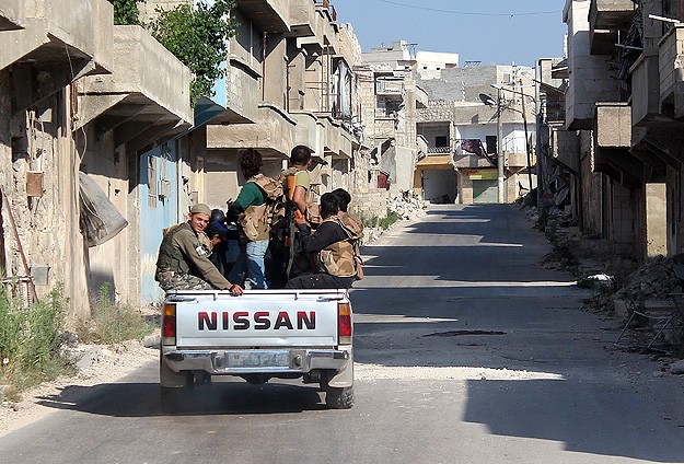 Raşidiye'nin stratejik noktaları muhaliflerin denetiminde