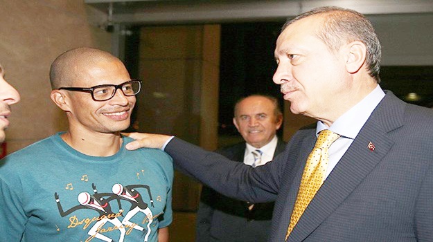 Erdoğan'ı Alex karşıladı