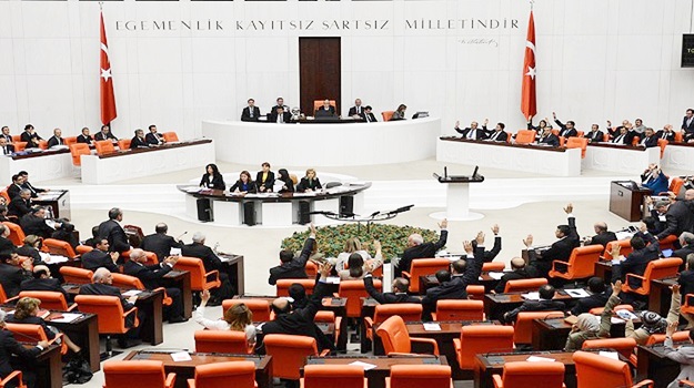 Meclis 1 Temmuz'da tatile girmeyecek