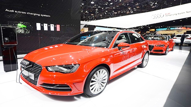 Hibrit otomobiller yaygınlaşıyor