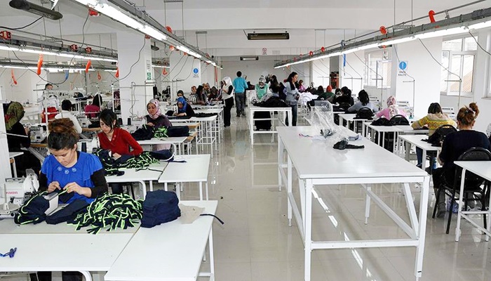 Kayıt dışı istihdam azaldı