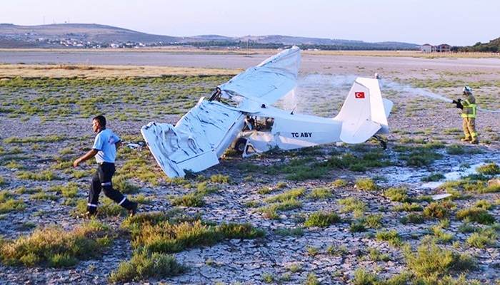 Tekirdağ'da eğitim uçağı düştü