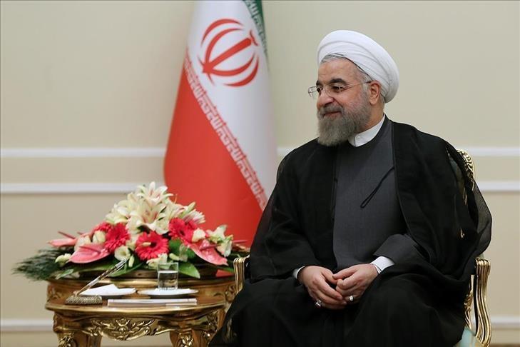 Ruhani Vatikan'ı ziyaret edecek