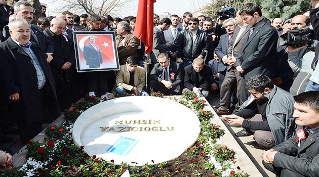 Yazıcıoğlu mezarı başında anıldı