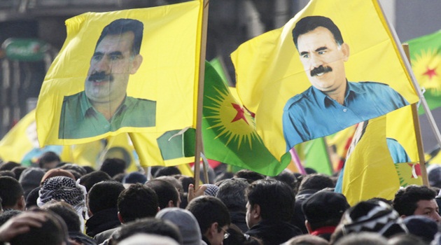 Taksim'e Öcalan posterleriyle geldiler