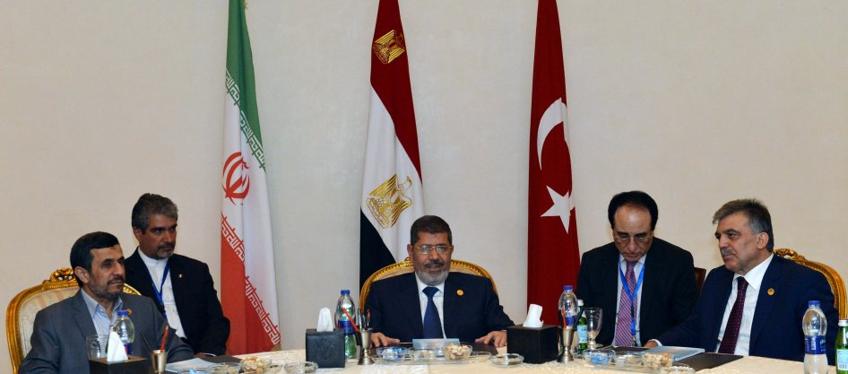 Üçlü görüşme başladı