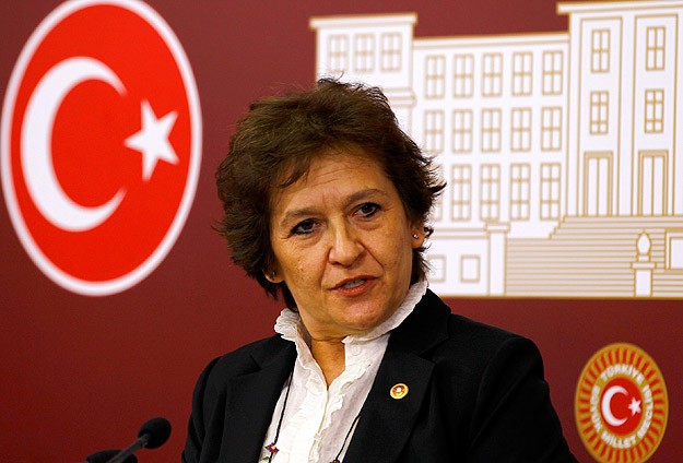 Birgül Ayman Güler CHP'den istifa etti