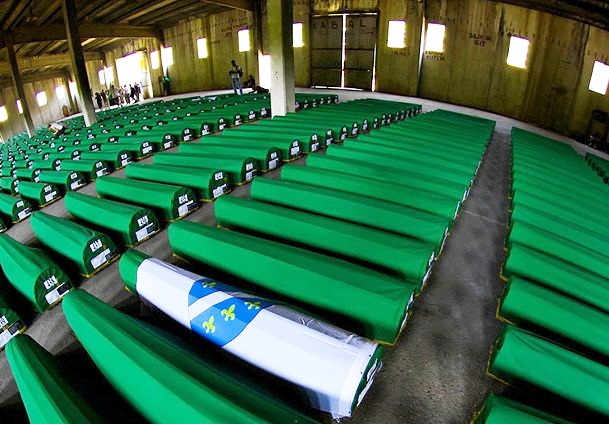 Srebrenitsa soykırım anma törenlerine hazır