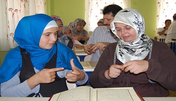 Kur'an öğrenmede ''engel'' yok