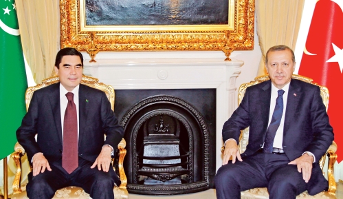 Berdimuhamedov, Erdoğan'ı telefonla tebrik etti