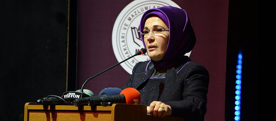 Emine Erdoğan: Batılı ülkeleri eleştirdi