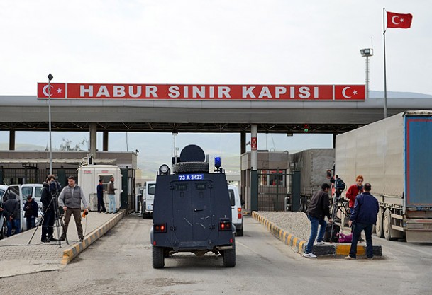Kaçırılan kamu görevlileri serbest bırakıldı