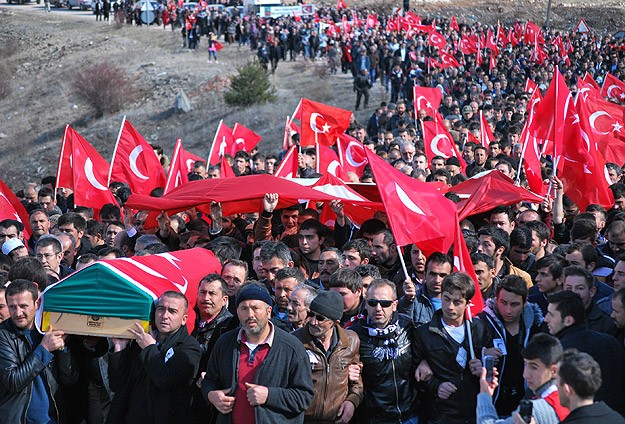 Burak Can memleketinde toprağa verildi