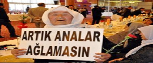 25 Asker ile Ölen 25 PKK'lının Aileleri bir araya geldi