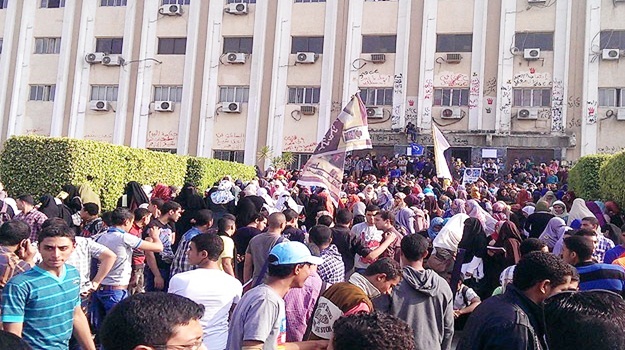 El-Ezher'den 7 bin kız öğrenciye uzaklaştırma