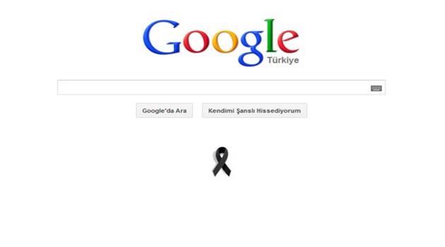 Google'da depremde hayatını kaybedenler anısına siyah kurdele