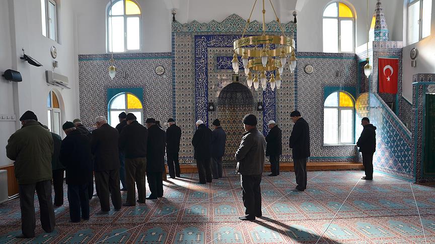 Caminin kıblesinin yanlış olduğu 60 yıl sonra fark edildi