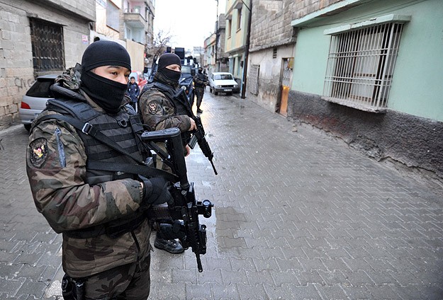 Bitlis'te terör örgütü operasyonu