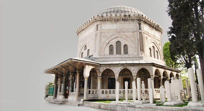 Restorasyon sırasında kabri bulundu