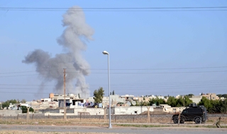 Suriye savaş uçakları, sınırın sıfır noktasına bomba yağdırmaya devam ediyor