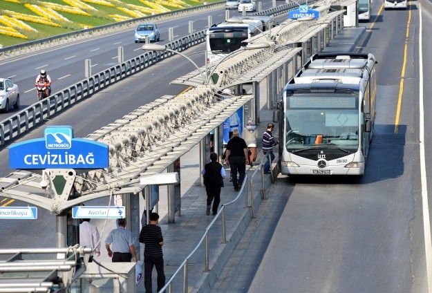 Metrobüse iki yeni hat geliyor