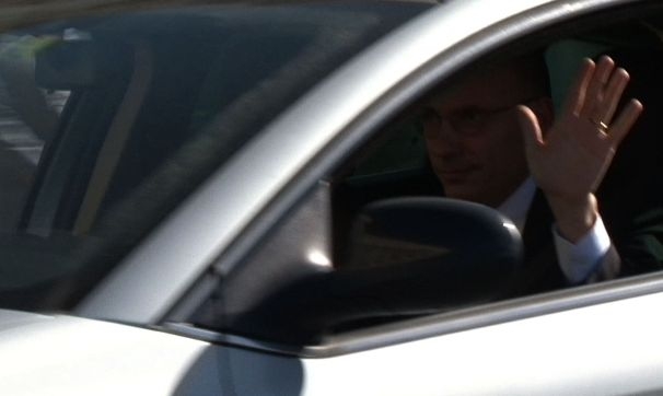 İtalya Başbakanı Enrico Letta, istifasını sundu