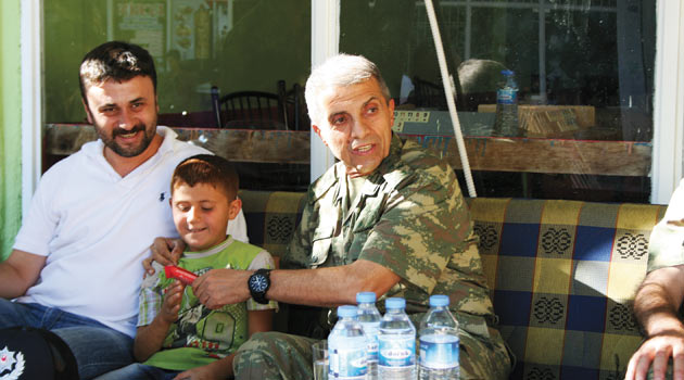 Kato Dağı'ndaki operasyonu Orgeneral Mendi yönetiyor