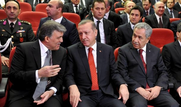 Abdullah Gül: Türkiye, Atatürk'ün hayallerini gördüğü bir ülke olma yolundadır