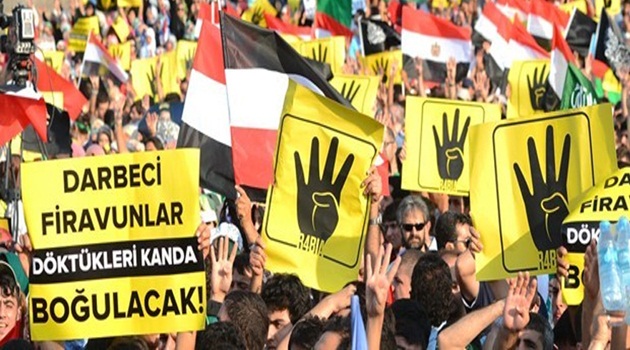 Eminönü'nde 'katliam' protesto edildi