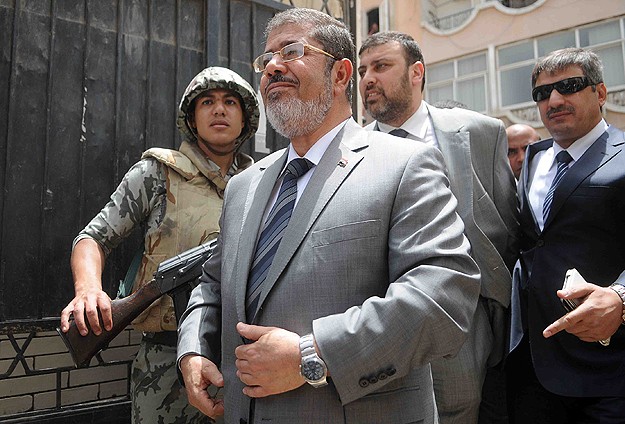 Mursi yargılanmayı kabul etmiyor