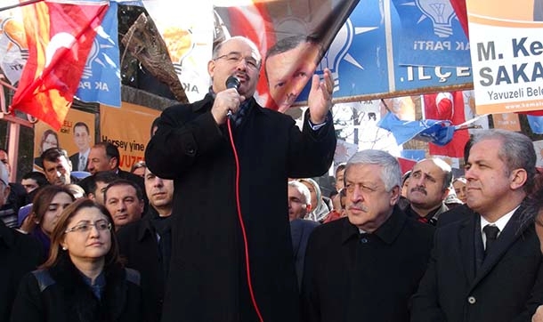 Hüseyin Çelik: Kim çalarsa, çaldırırsa iki cihanda elimiz onun yakasındadır
