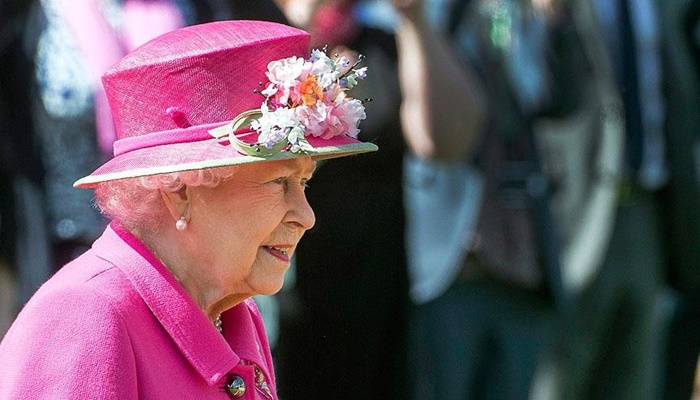 Birleşik Krallık, Kraliçe II. Elizabeth'in 90. yaş gününü kutluyor