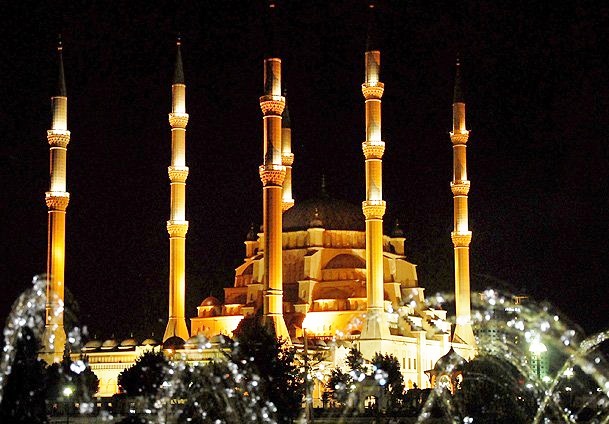 Bu gece Berat Kandili