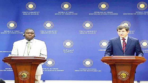 Büyük bir acı ve ızdırapla takip ediyoruz