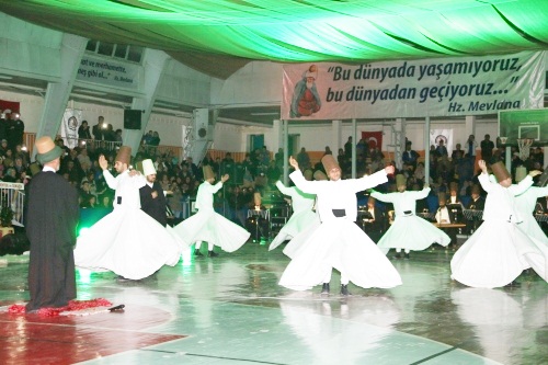 Denizli'de Mevlana'yı anma gecesi düzenledi