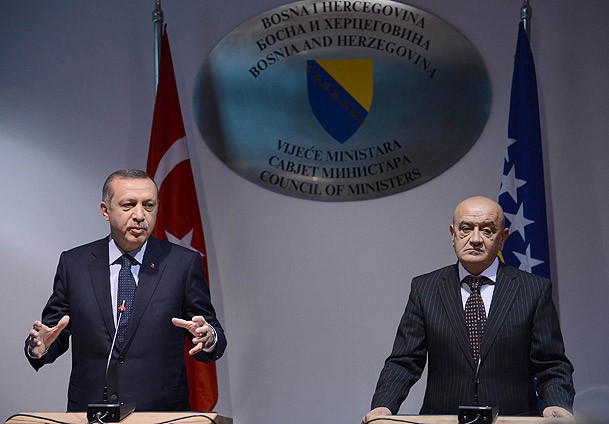 Bosna Hersek bizden önce AB'ye girer