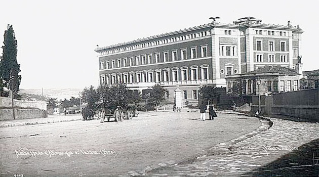 İnönü, Taksim'deki Müslüman mezarlığını yok etmişti